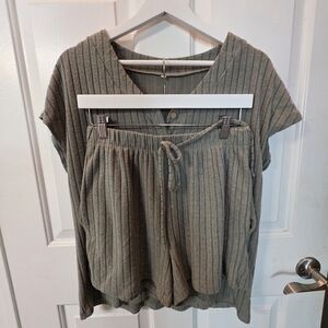 Ribbed V-Neck Short Sleeve Top & Drawstring Shorts Set - Olive